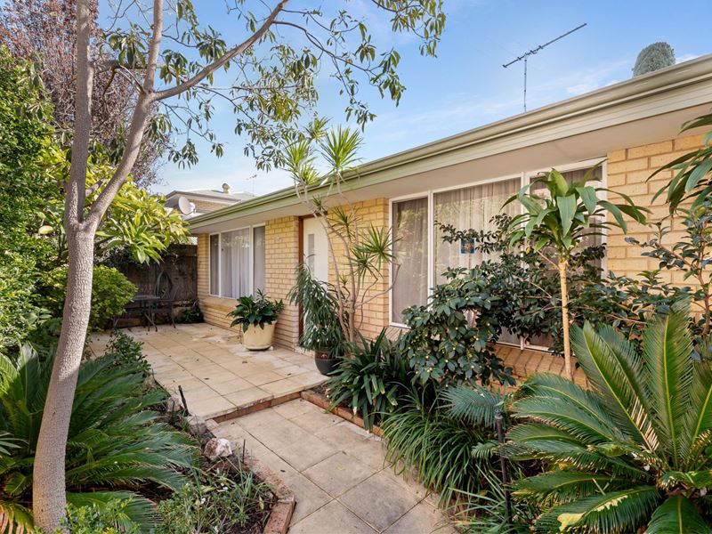 2/146 Robert Street, Como WA 6152
