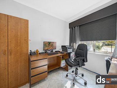 1 Lotherton Way, Hocking WA 6065