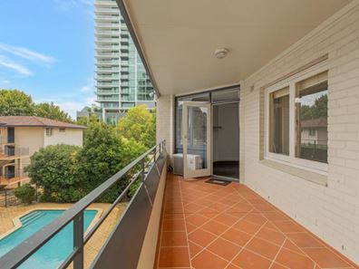 15/6 Kintail Road, Applecross WA 6153