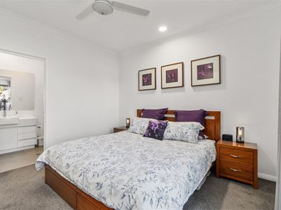 7 Moray Grove, Gnangara WA 6077