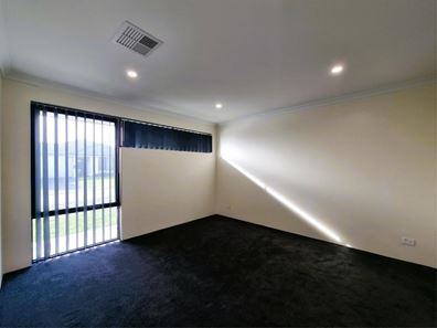 55 Halbert Rise, Anketell WA 6167