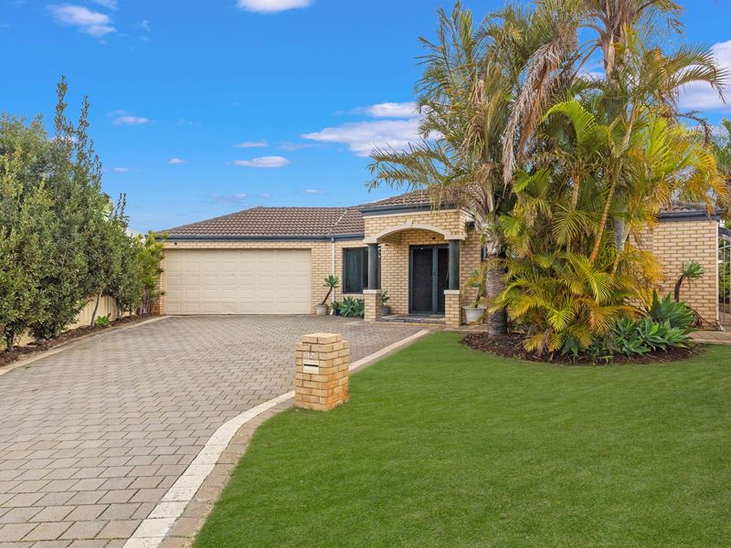 12 Gutha Retreat, Hocking WA 6065