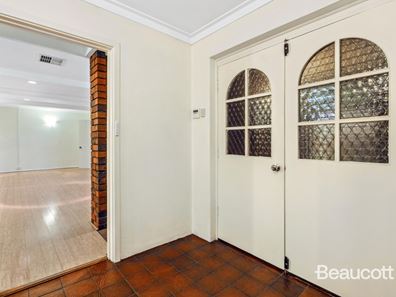 9 Whitworth Place, Dianella WA 6059