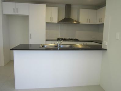 7/35 Charnley Bend, Success WA 6164