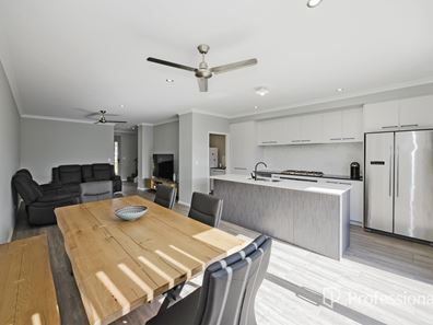 4 Mango Lane, Upper Swan WA 6069
