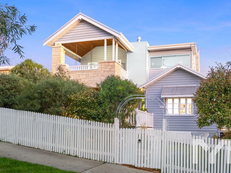 149 Samson Street, White Gum Valley WA 6162