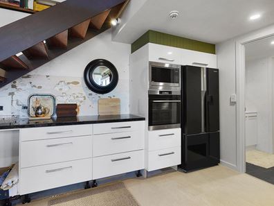 1/13 CANTONMENT STREET, Fremantle WA 6160