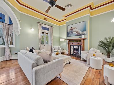10 Victoria Street, Guildford WA 6055