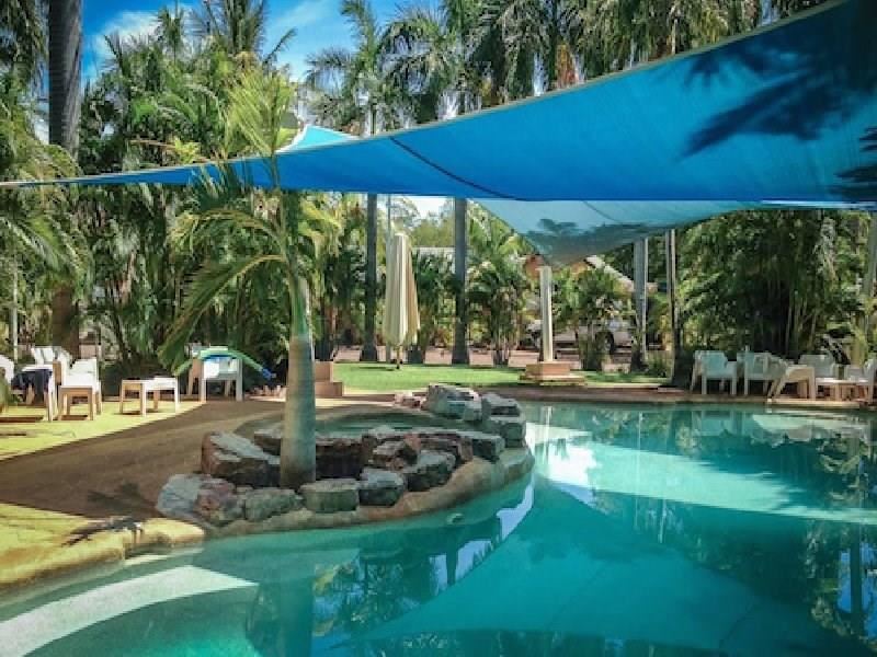 Accommodation/Tourism - Ivanhoe Village Caravan Resort