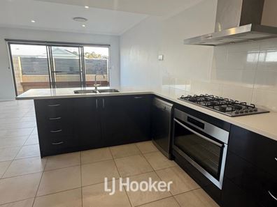14/1 St Michaels Parkway, Dunsborough WA 6281