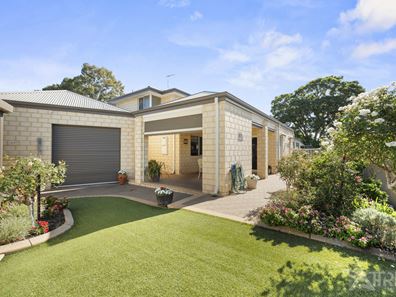 8B Picton Mews, Riverton WA 6148