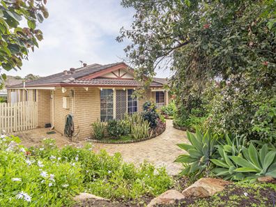 6 Bel-air Place, Connolly WA 6027