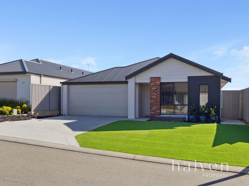 4 POLYGALA WAY, Sinagra WA 6065