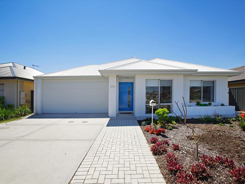 86 Sapphire Drive, Treeby WA 6164