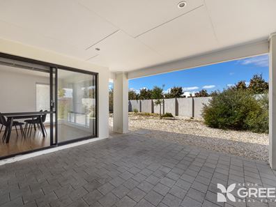 336 Peelwood Parade, Halls Head WA 6210