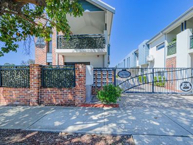 9/8 William Street, Midland WA 6056