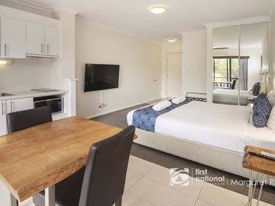 130/1 Resort Place, Gnarabup WA 6285
