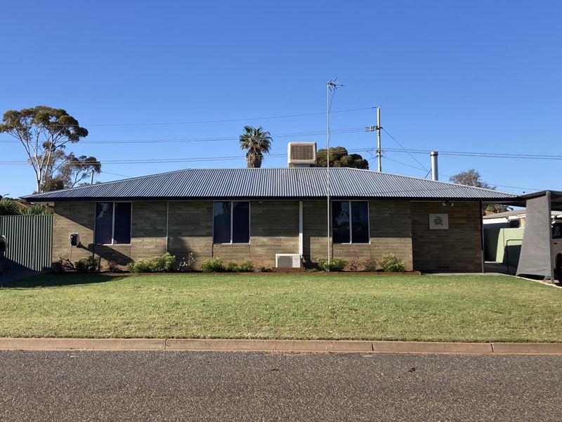 12 Needlewood St, Kambalda West