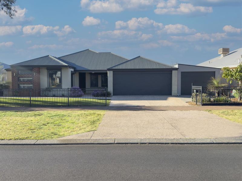 51 Millbridge Boulevard, Millbridge WA 6232