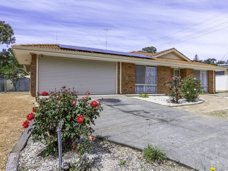 32 Pearce Road, Australind WA 6233
