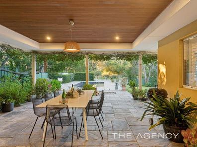 31A Carob Tree Place, Lesmurdie WA 6076