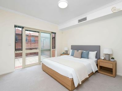 4/121 Hordern Street, Victoria Park WA 6100