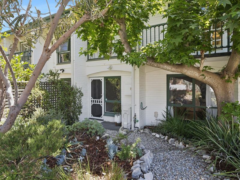 15A Myrtle Avenue, Sorrento WA 6020