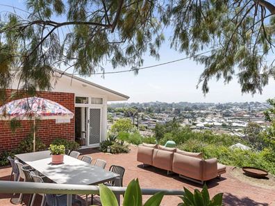 42 Southbourne Street, Scarborough WA 6019