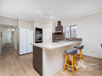 39 Paragon Loop, Dalyellup WA 6230
