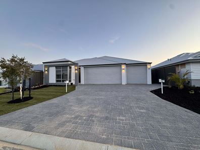 16 Siesta Way, Madora Bay WA 6210