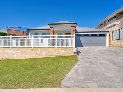 15 Possum Drive, Wannanup WA 6210