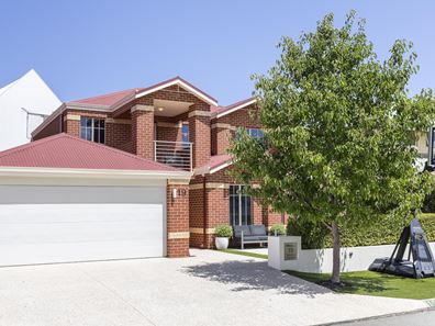 19 Macaulay Crescent, Inglewood WA 6052