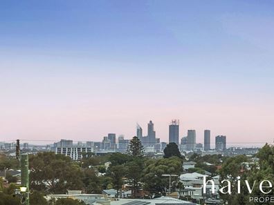 32A PAINE COURT, Karrinyup WA 6018