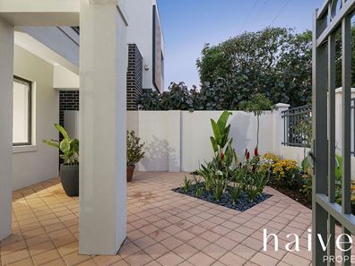 32A PAINE COURT, Karrinyup WA 6018