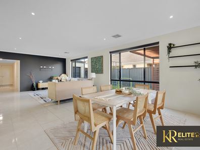 13 Dempsey Road, Piara Waters WA 6112