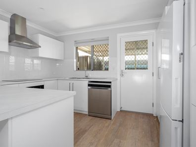 U30/38 Great Eastern Highway, Somerville WA 6430