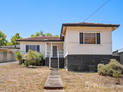 35 Beacham Crescent, Medina WA 6167