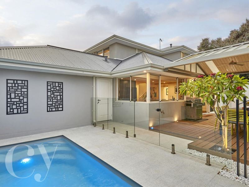 16A Davy Street, Alfred Cove