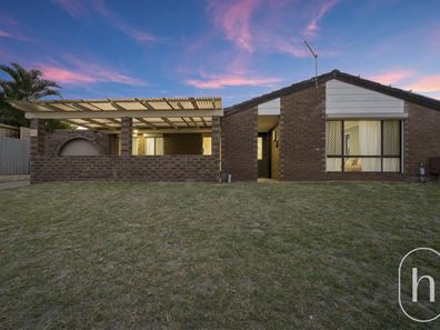 42 Pacific Way, Beldon WA 6027