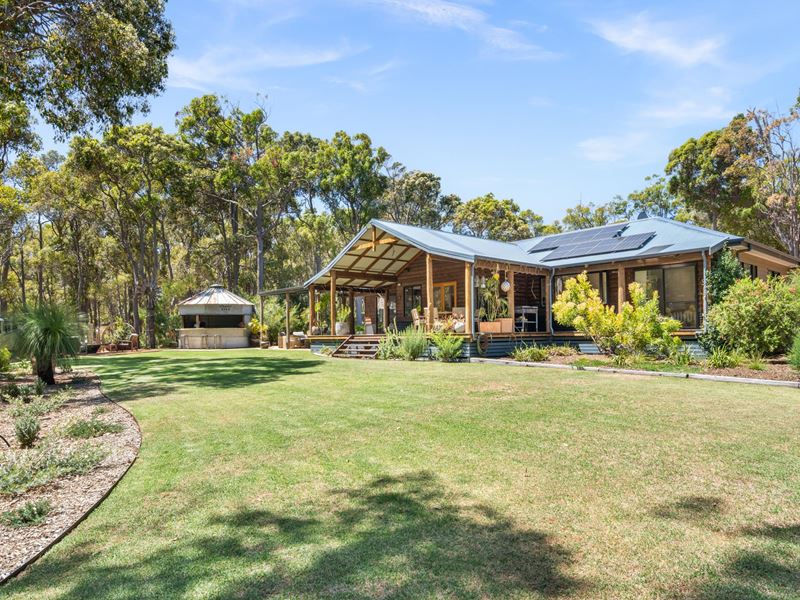 61 Woodland Drive, Burnside WA 6285