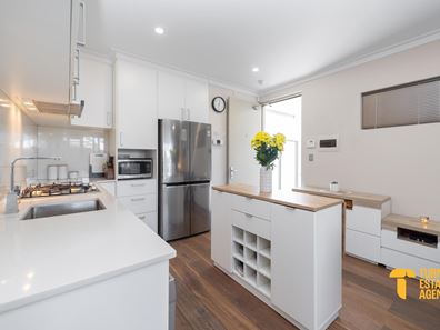 6/8 Halley Street, Innaloo WA 6018