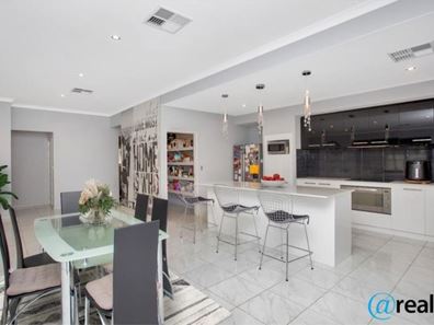 4 Rufous Court, East Cannington WA 6107