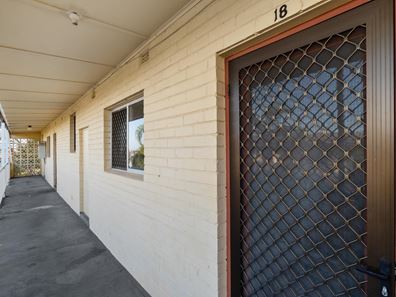 18/43 Kinsella Street, Joondanna WA 6060