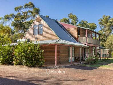 25 Lofthouse Drive, Leschenault WA 6233