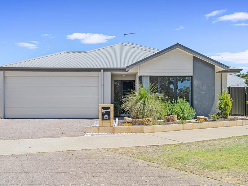 21 Clarendon Circuit, Lakelands
