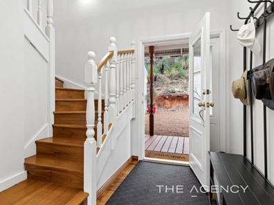 80 Alidja Lane, Swan View WA 6056