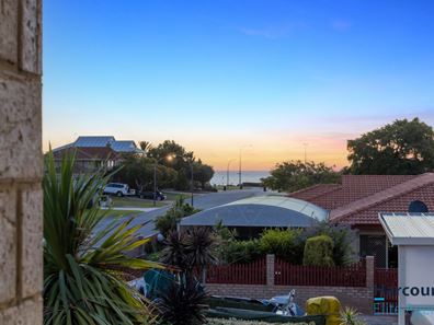 8B Liverpool Street, Shoalwater WA 6169
