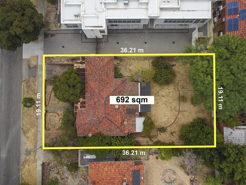 166 London Street, Joondanna WA 6060