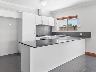 1/1 Calendia Way, Dayton WA 6055