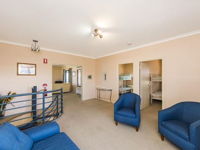 5 Hewby Court, Ledge Point WA 6043